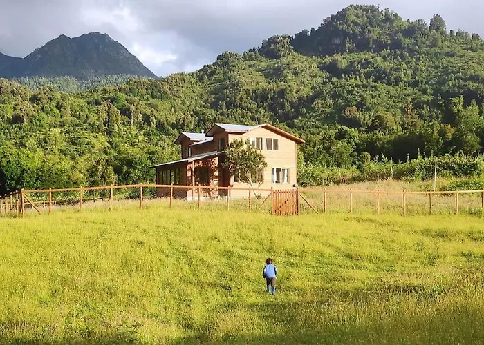 Family Home, Panoramic Views Of Lake & Countryside